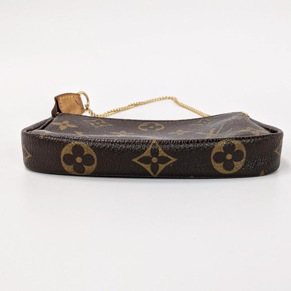 SOLD Louis Vuitton Monogram Pochette Accessoires - Picture 3 of 8